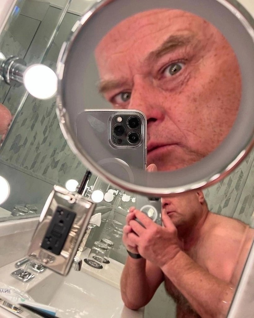 mood: Dean Norris. zdms - 8