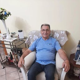 Vladimir, 48, 