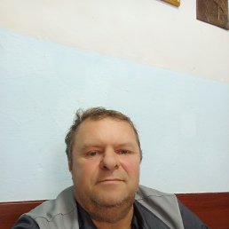 Evgen, 52, 