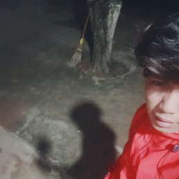 Bima, 17, 