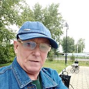 Vladimir, 61 ,  