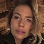 , 40 , Los Angeles