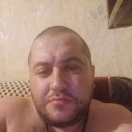 Merabi Niniashvili, 33, 