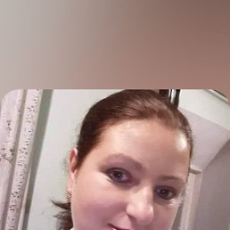 Doinita, 29, 