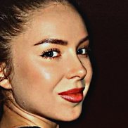 Anna, 28 , 