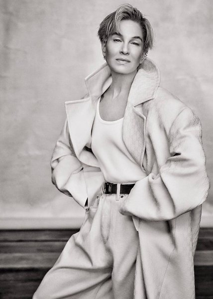 Рене Зельвегер в британском Vogue напоминает, что в 2025 году нас ждет возвращение «Бриджит Джонс. ... - 3