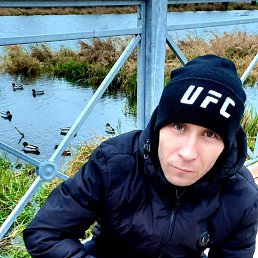 Marsel, 42,  
