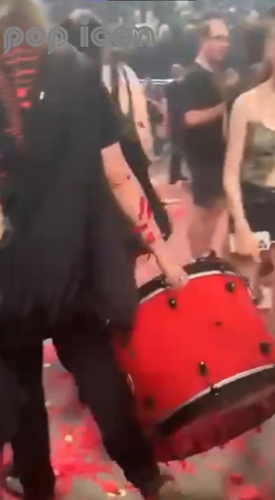    - Twenty One Pilots!        ...