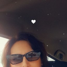 Marina, 44, 