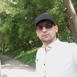 Rovshan, 35, 