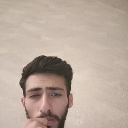 Ragnar, 21, 
