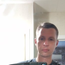 Evgeniy, 42, 