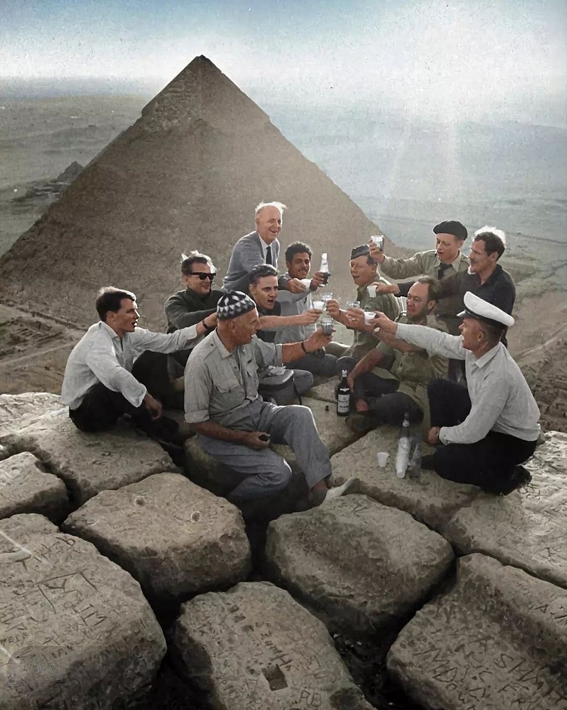     , , 1940 .