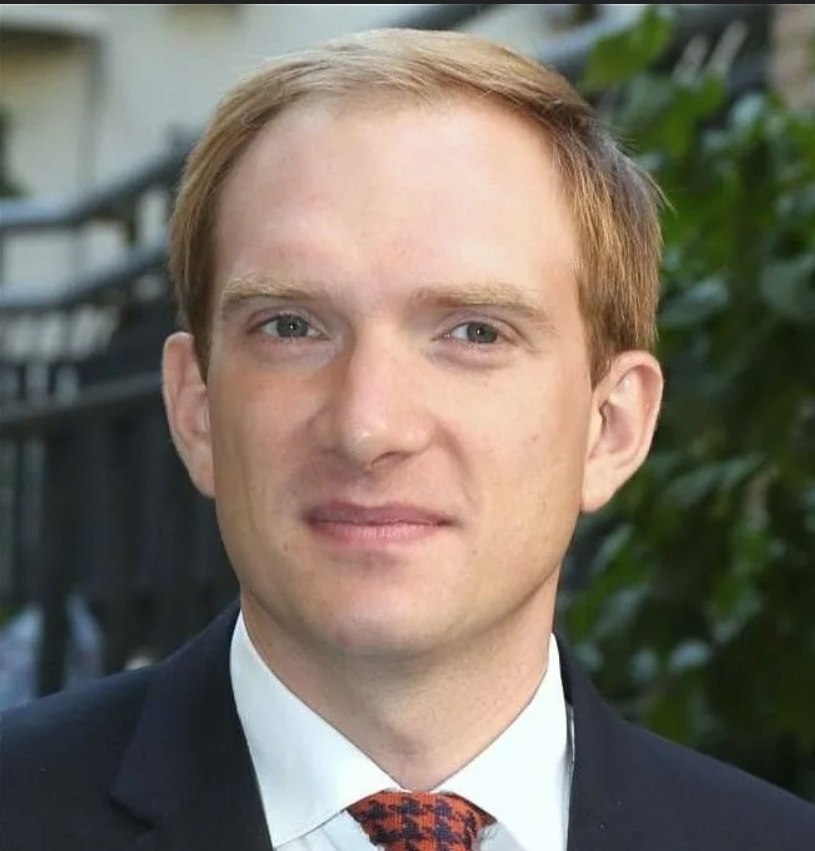 Бурковский покидает Россию. Андрей Бурковский продал четырёхкомнатную квартиру в Москве. Объект ... - 3