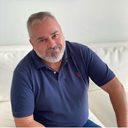 Robert Charles, 49 ���, ����