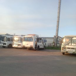  , , 44  -  10  2025