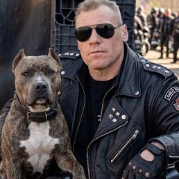 �����, 44 ����, ������� ��������