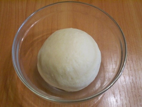 Заварное тесто для вкусных вареников.Доведите воду до кипения. Муку смешайте с солью и маслом. ... - 5