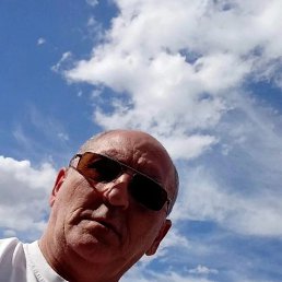 Aleks, 49, -