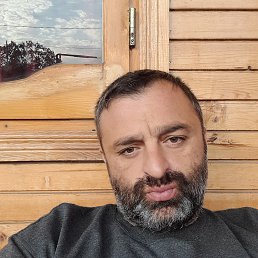 Avtandil, 40, 