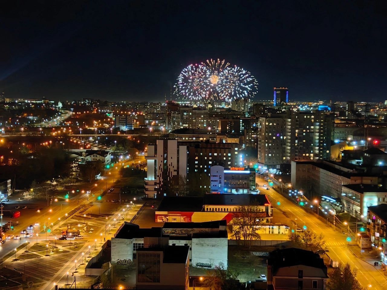 9     - .       22:00  ...