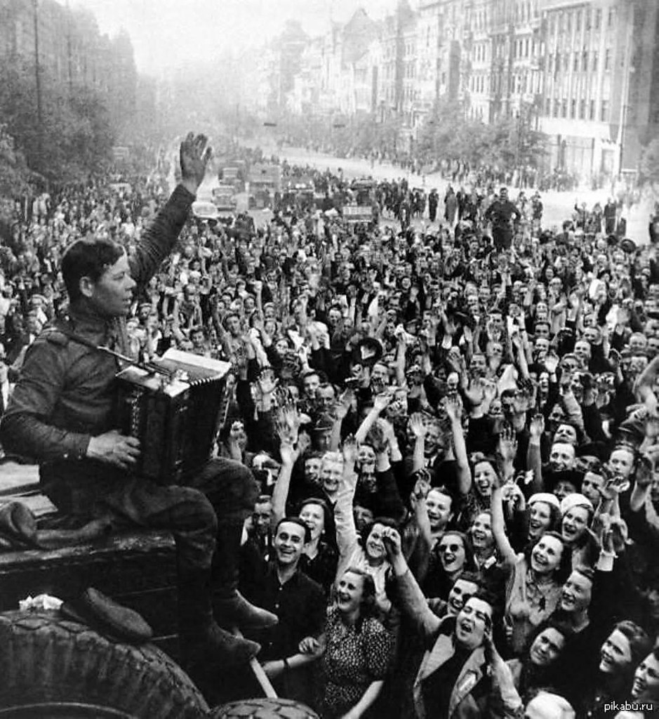 :)   1945 .
